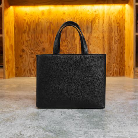 レザーミニトート ブラック – HushTug